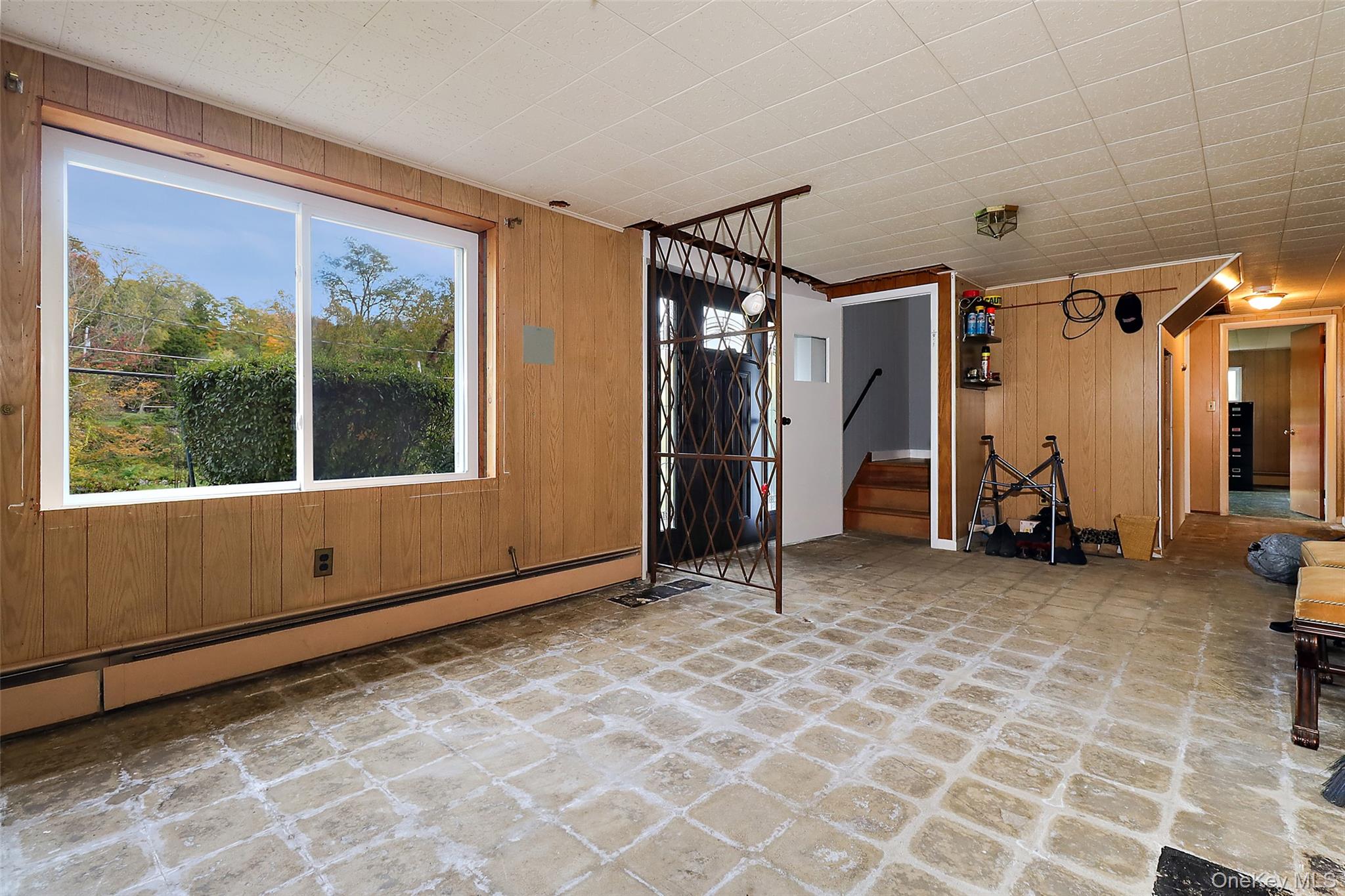 25 Hill Street – For Sale photo 6