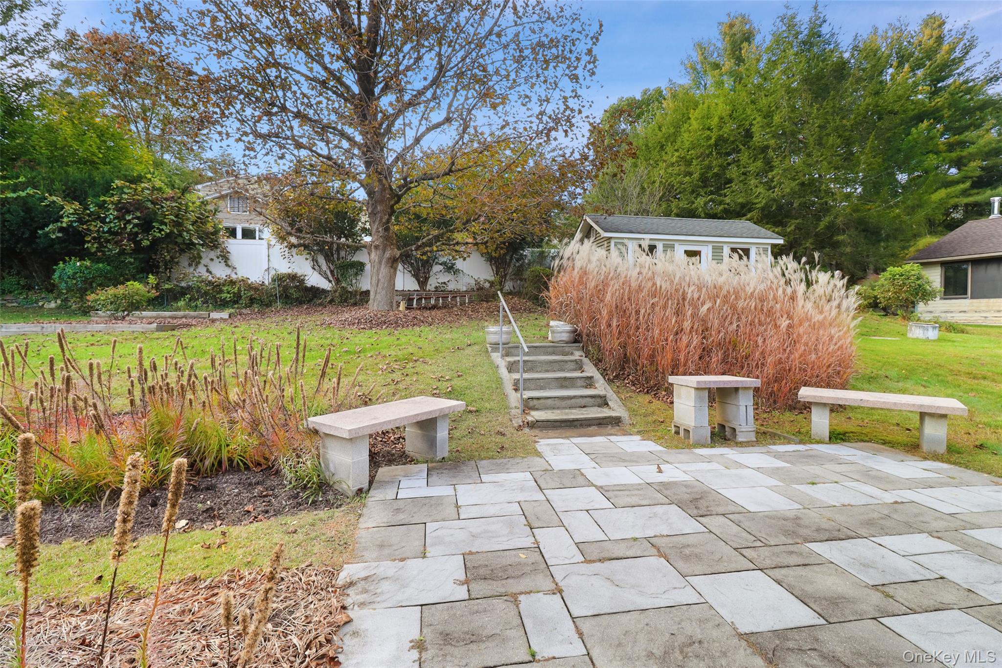 25 Hill Street – For Sale photo 34