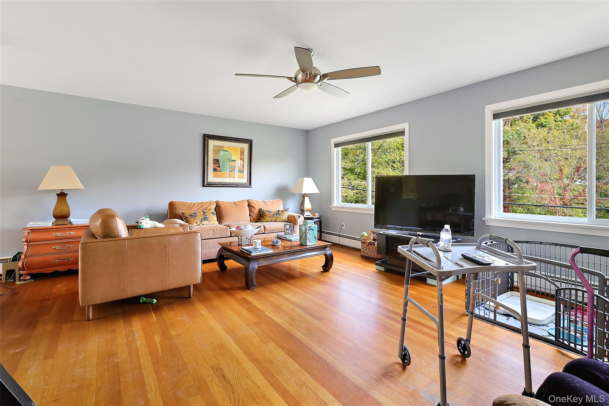 25 Hill Street – For Sale photo 9