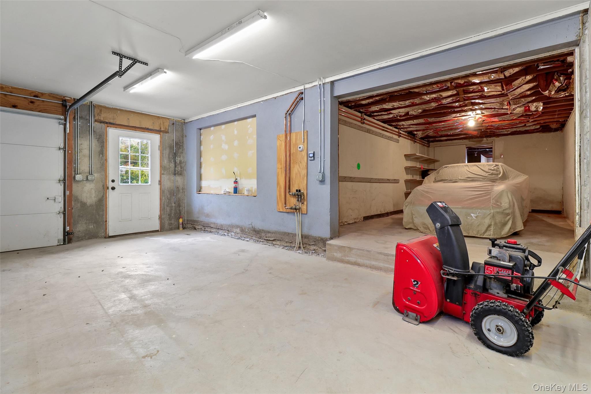 25 Hill Street – For Sale photo 30