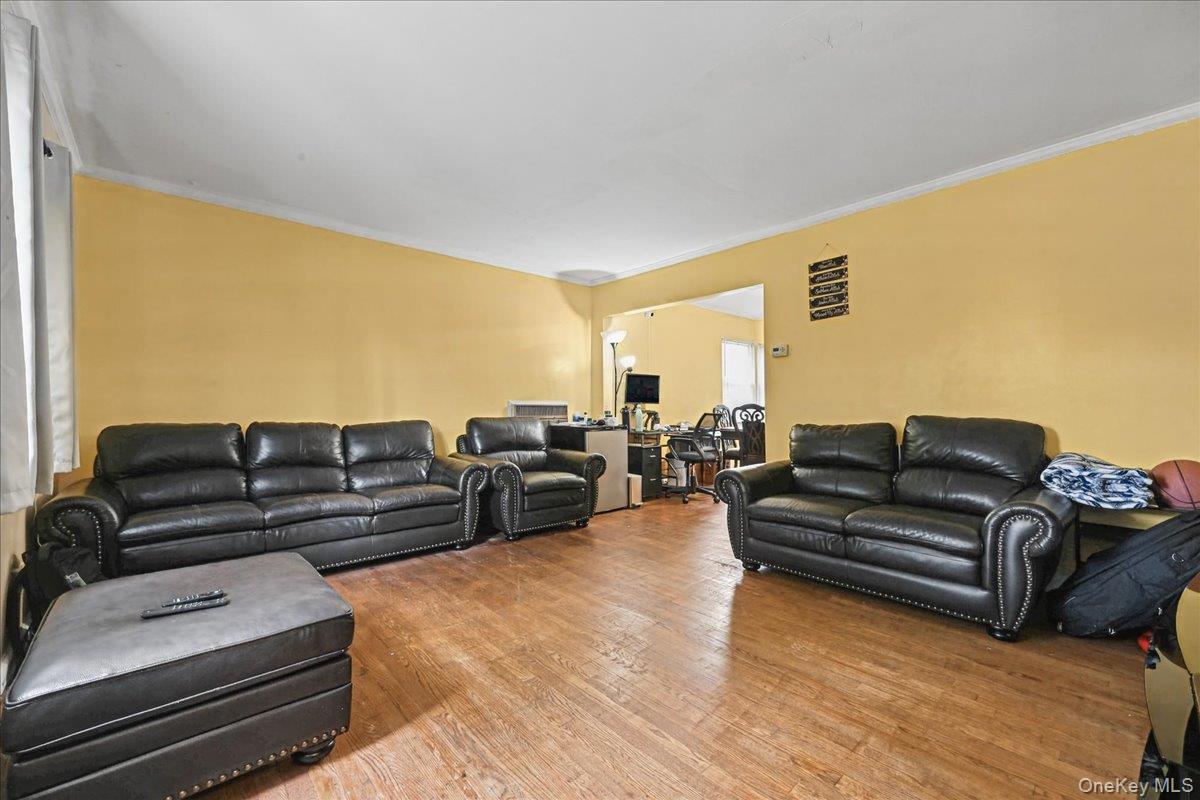 121 Norman Street – For Sale photo 4