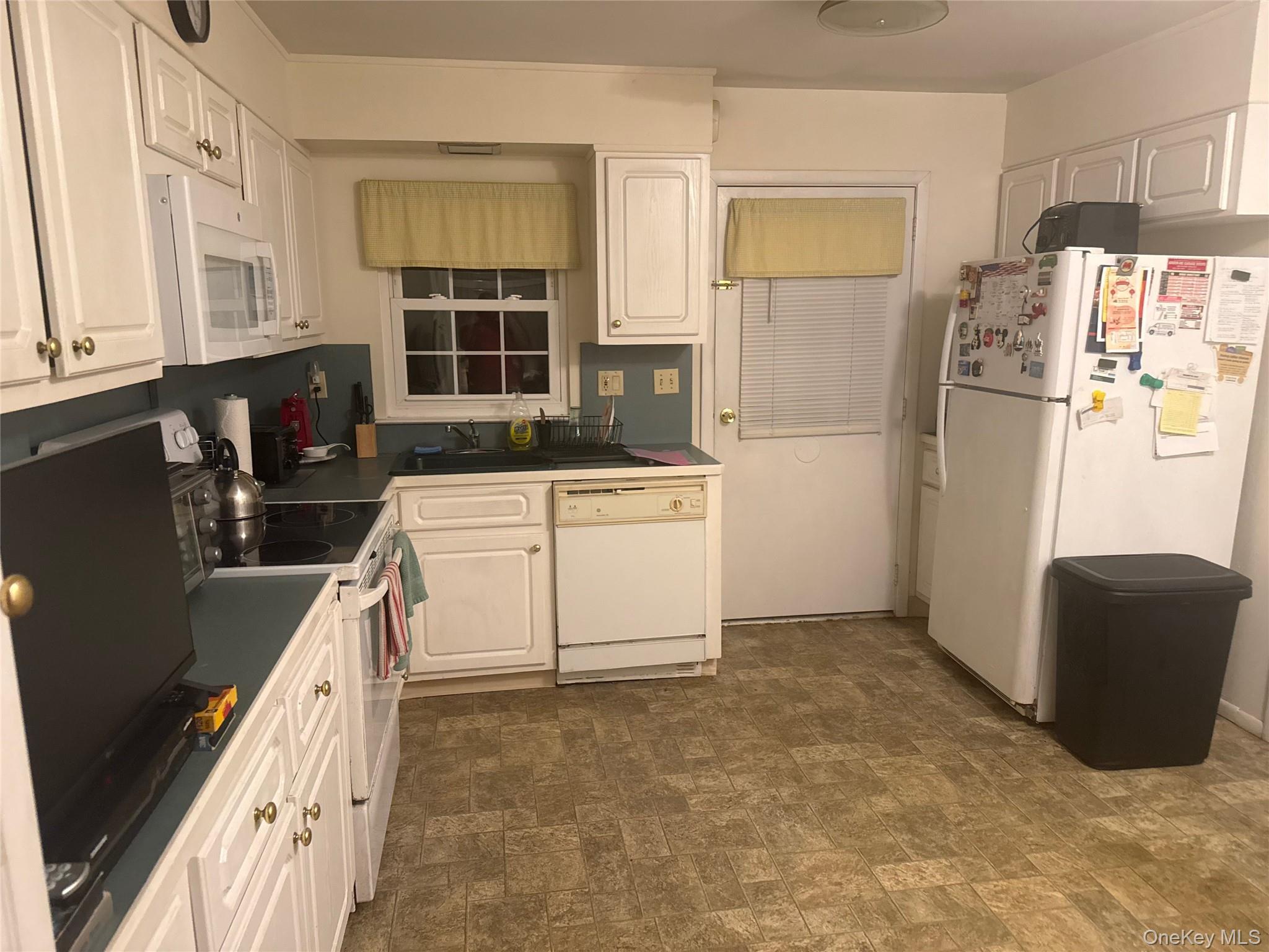 222 Blackpool Court, Unit A