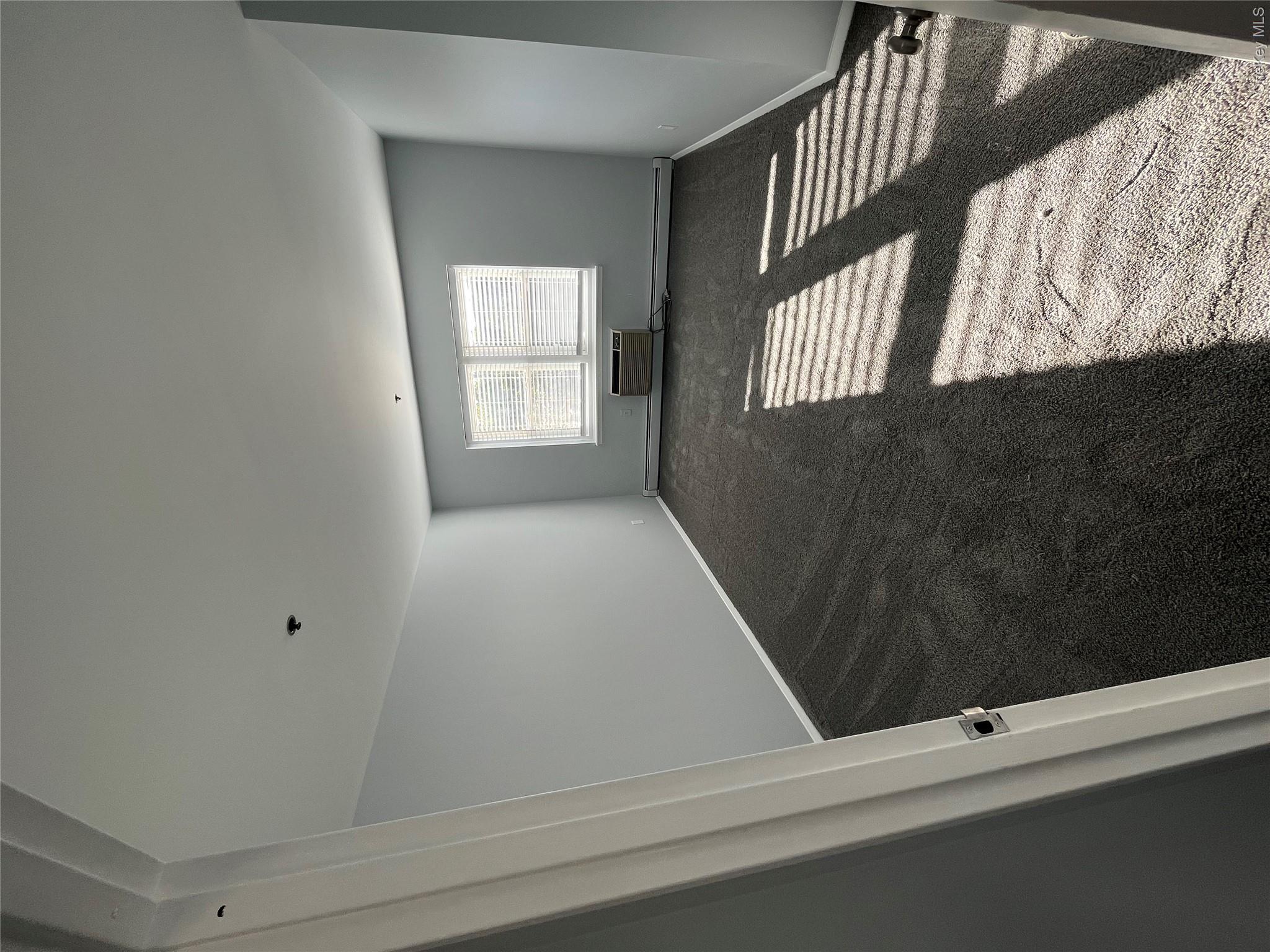 400 Mount Pleasant Avenue, Unit 2D photo 5