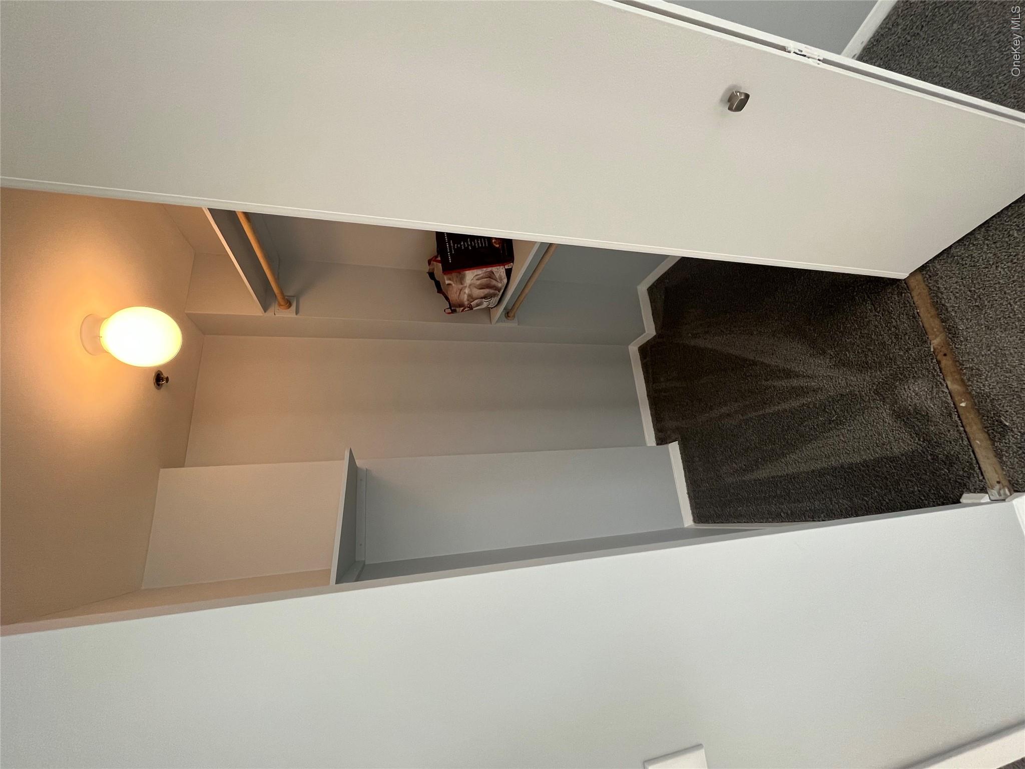 400 Mount Pleasant Avenue, Unit 2D photo 8
