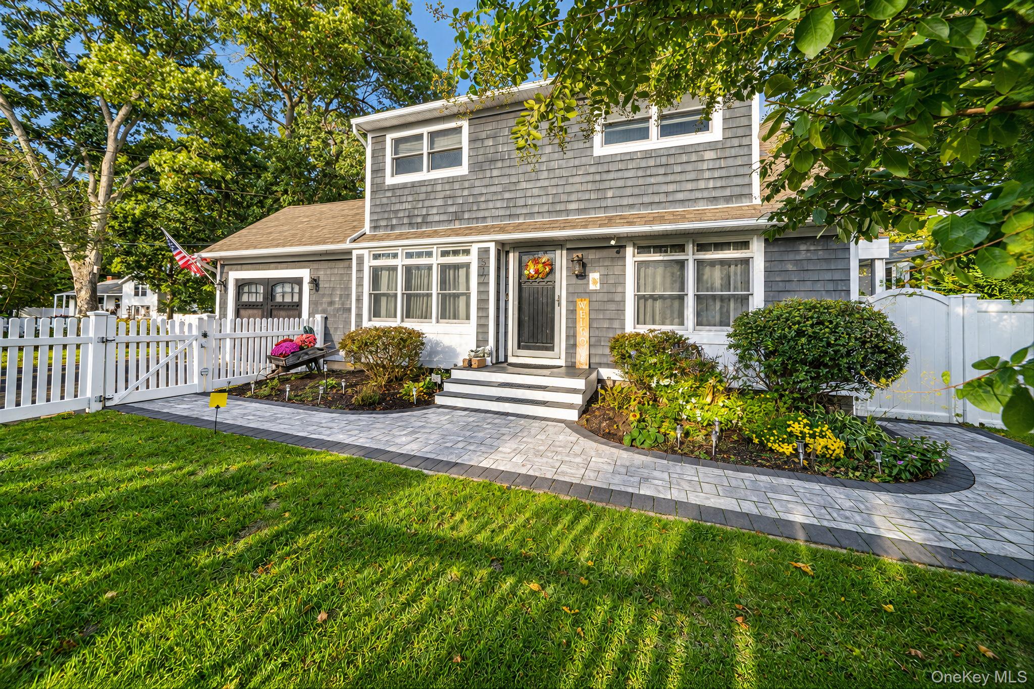 517 Waverly Avenue – For Sale