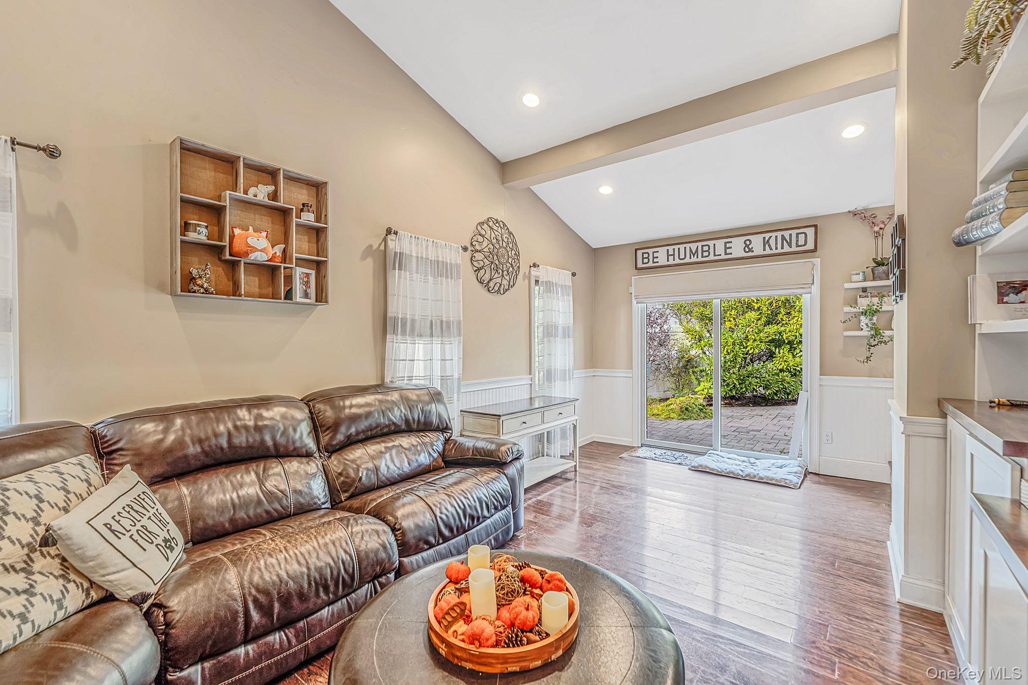 517 Waverly Avenue – For Sale photo 15