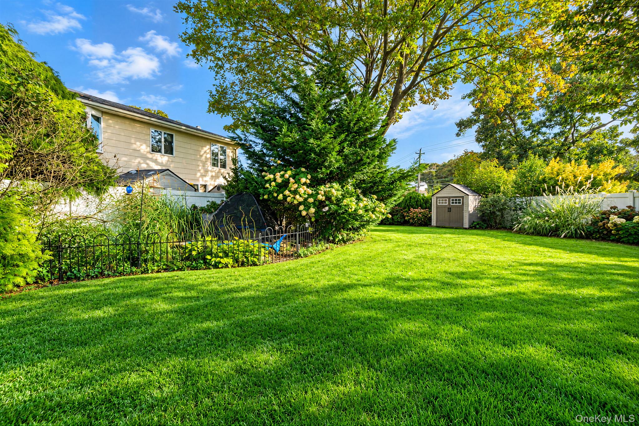 517 Waverly Avenue – For Sale photo 35