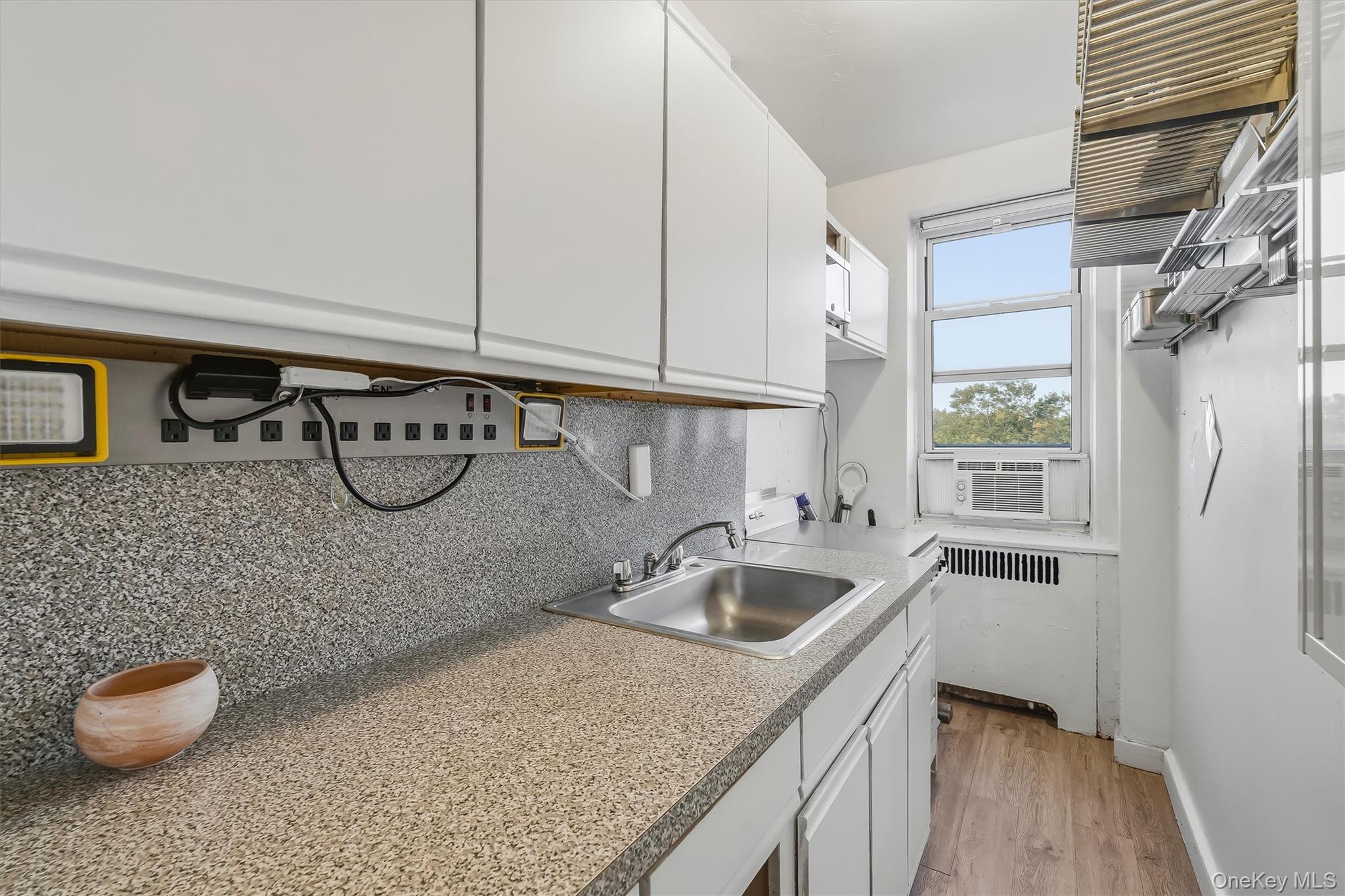 2160 Bronx Park East, Unit 5D photo 14