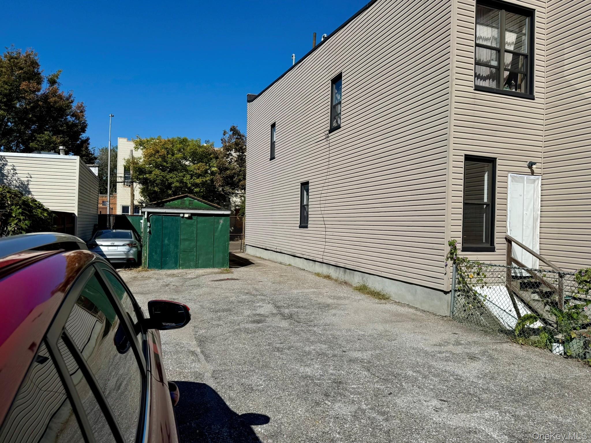 1864 Gates Avenue – For Sale photo 4
