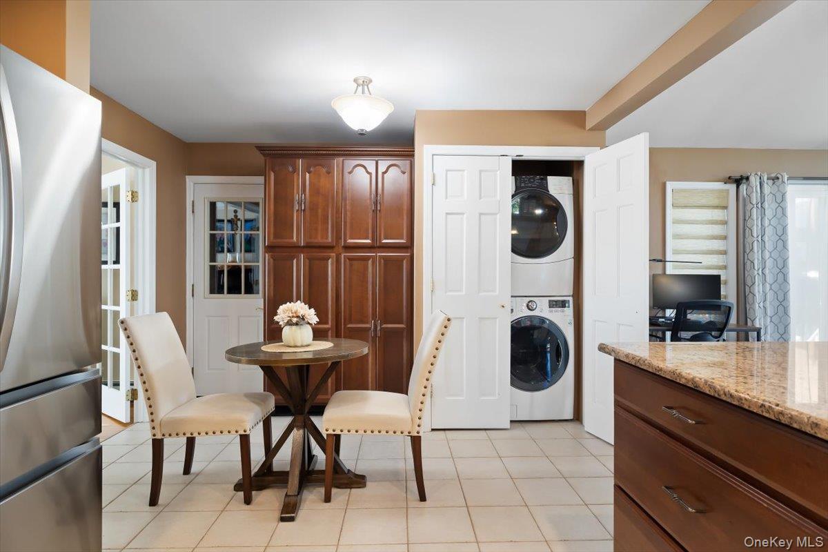 1 5th Avenue – For Sale photo 6