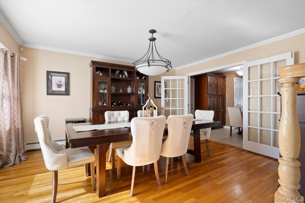1 5th Avenue – For Sale photo 2