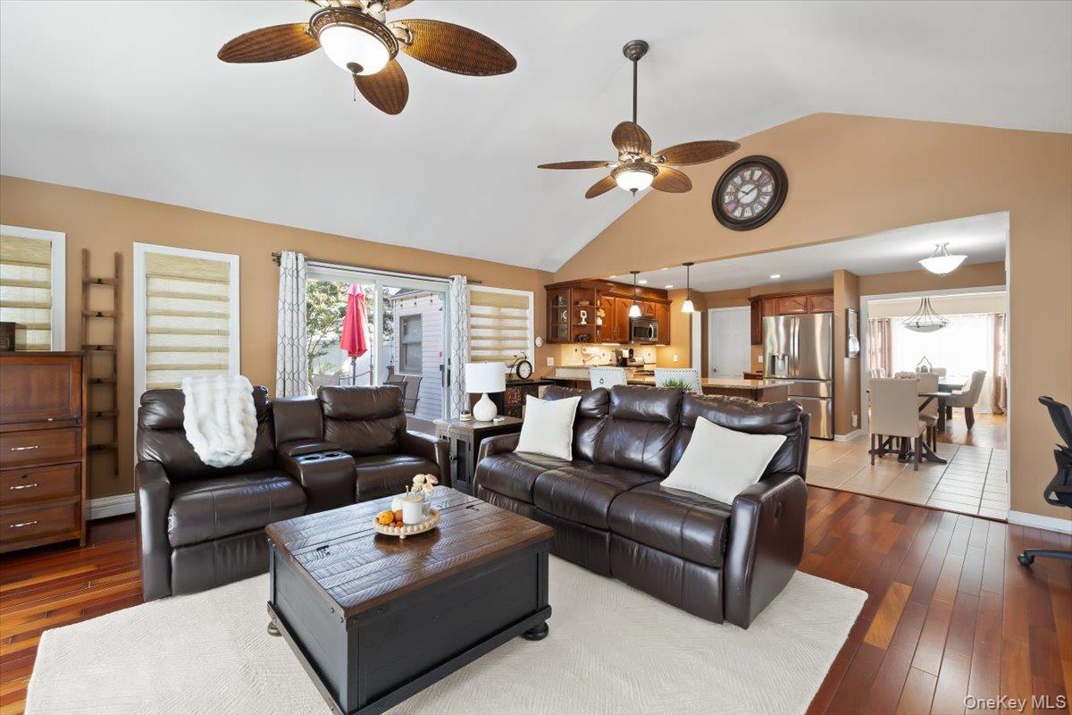 1 5th Avenue – For Sale photo 10