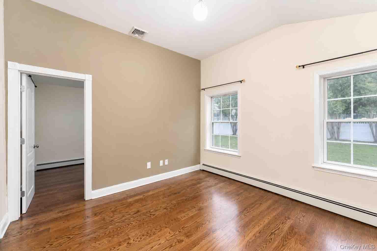5 Phipps Lane – For Sale photo 25