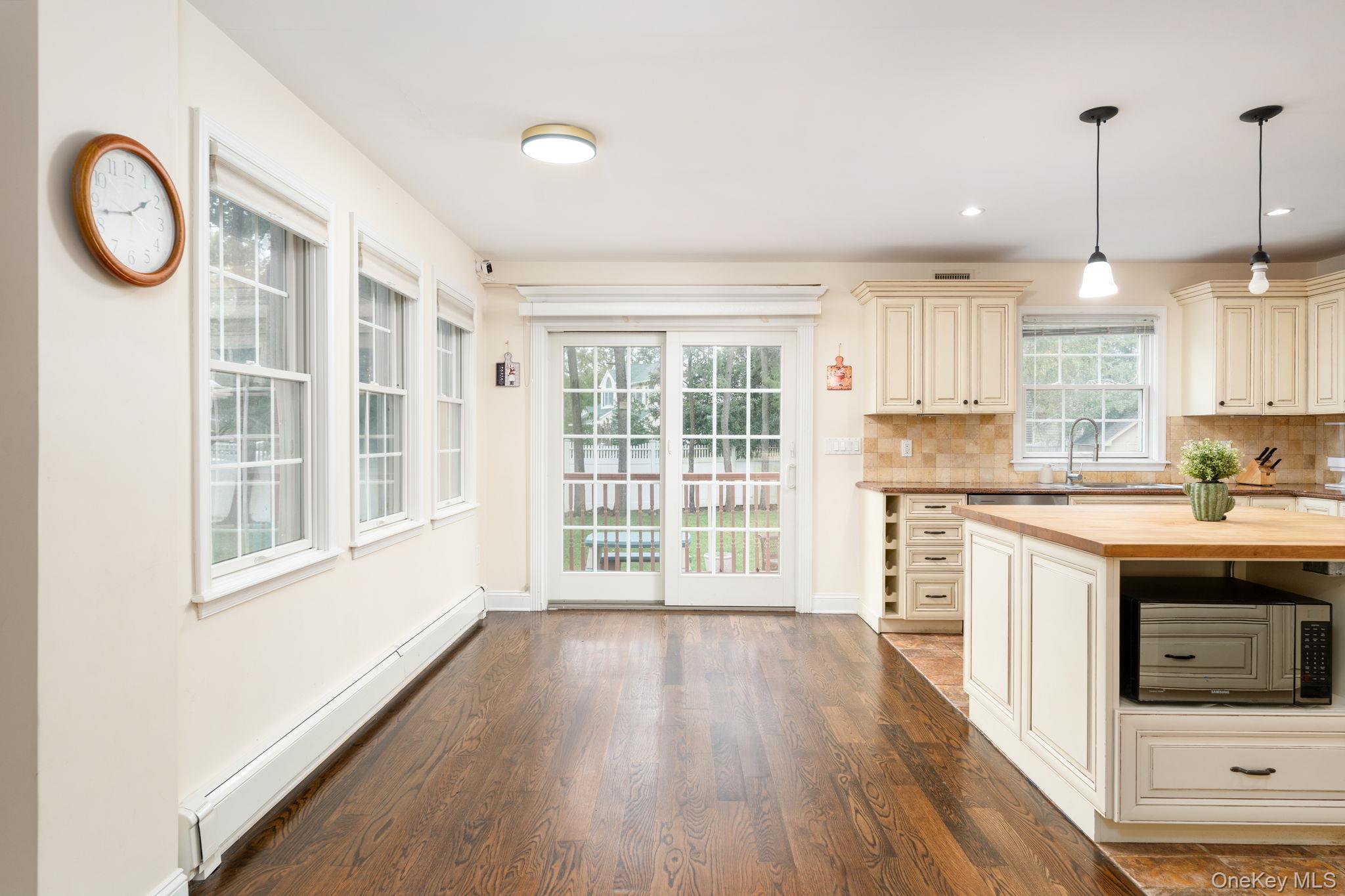 5 Phipps Lane – For Sale photo 10