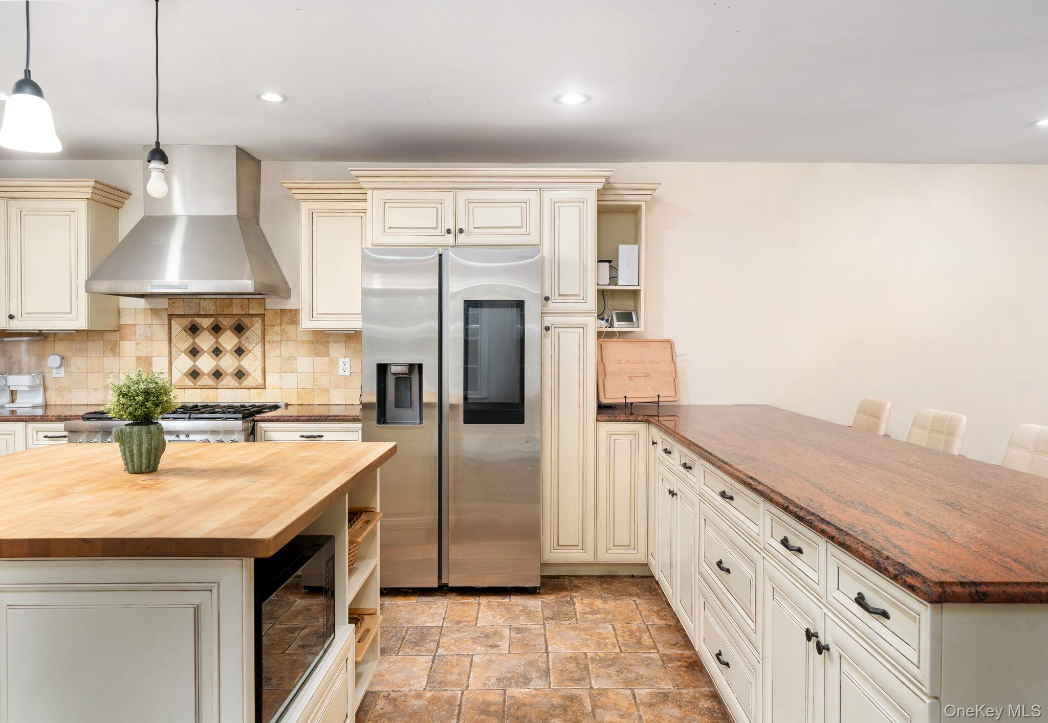 5 Phipps Lane – For Sale photo 9
