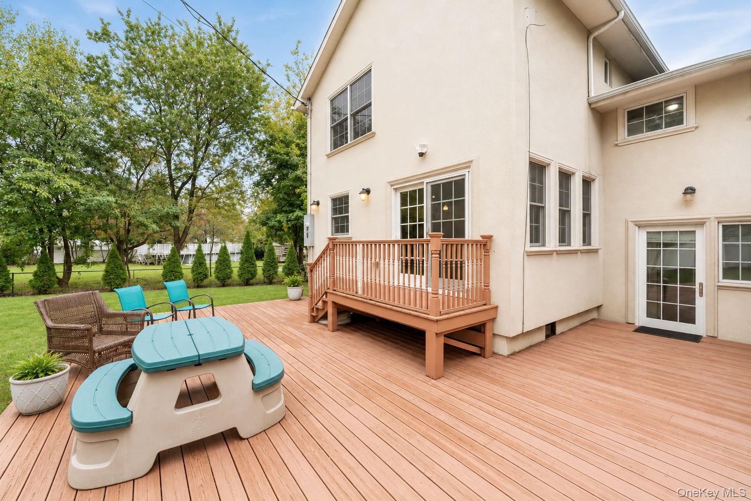 5 Phipps Lane – For Sale photo 37