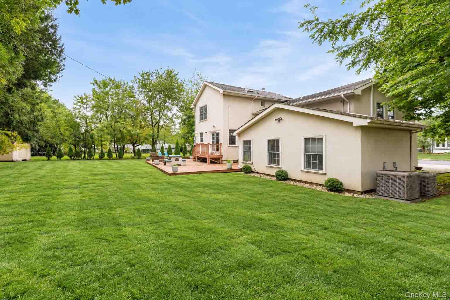 5 Phipps Lane – For Sale photo 32