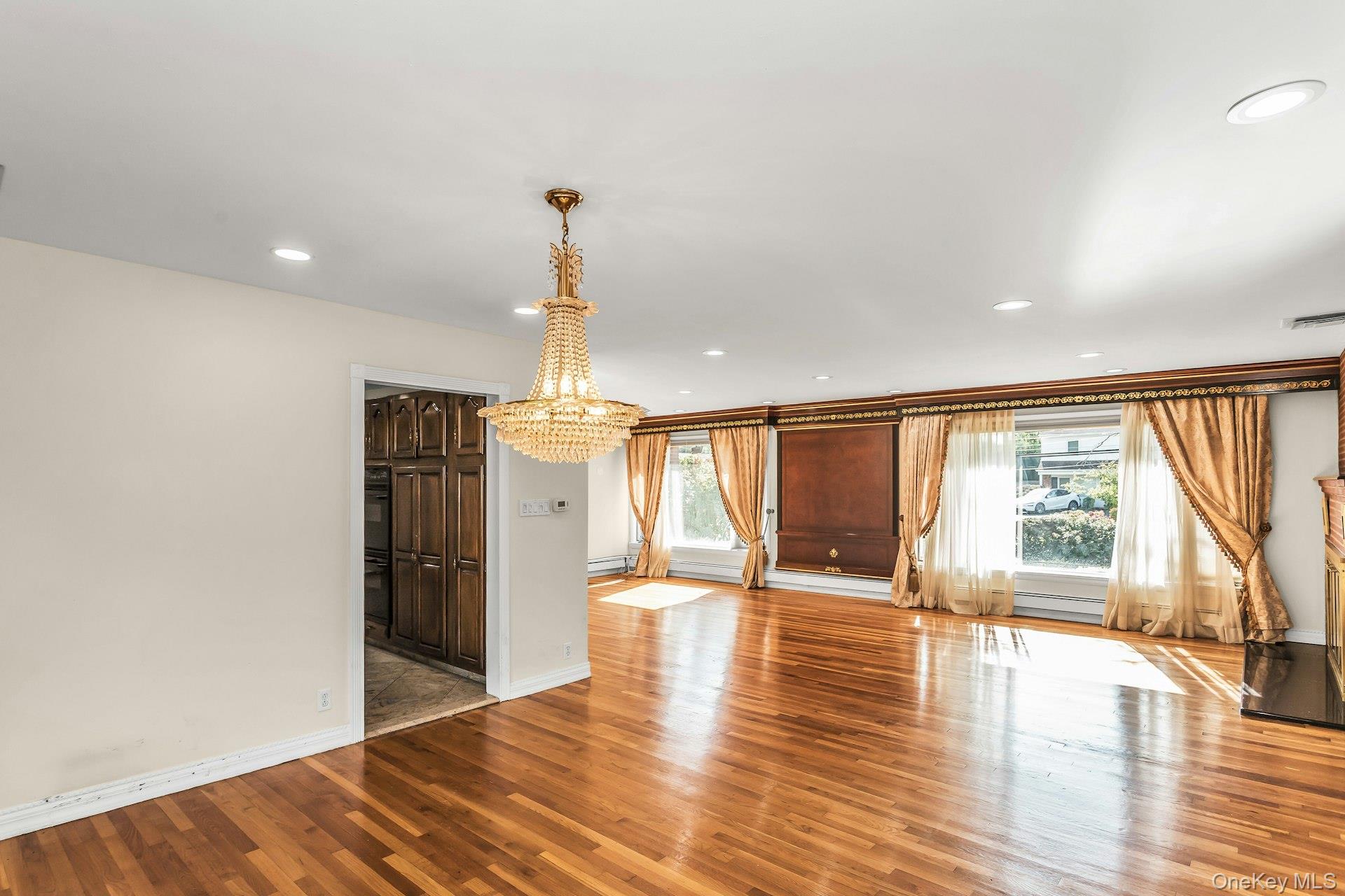 260 Oakridge Lane – For Rent photo 11