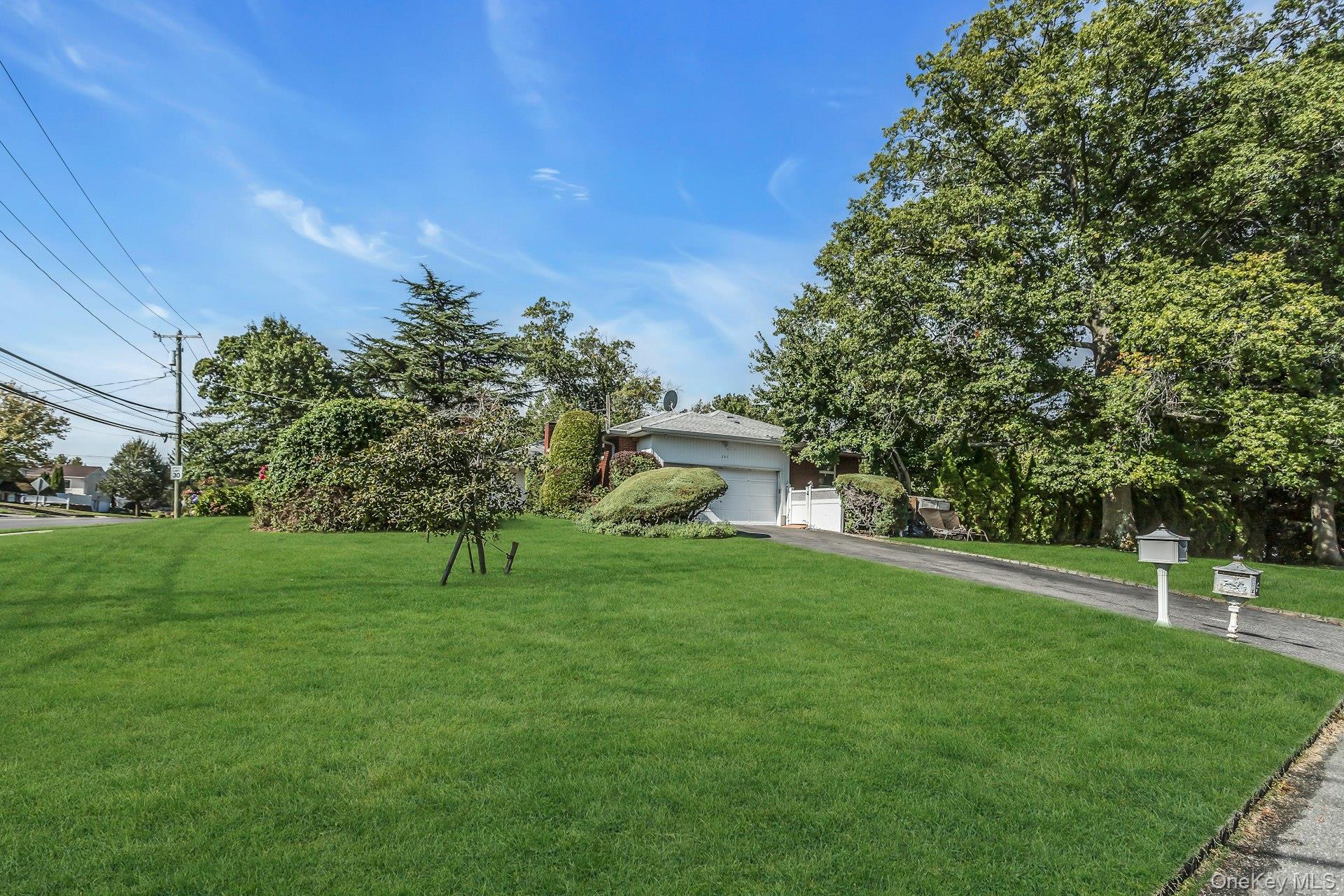 260 Oakridge Lane – For Rent photo 5