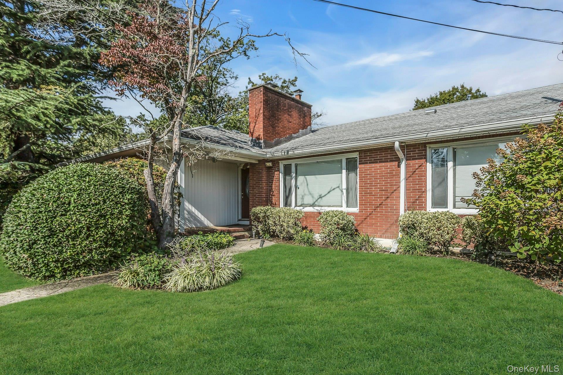 260 Oakridge Lane – For Rent photo 3