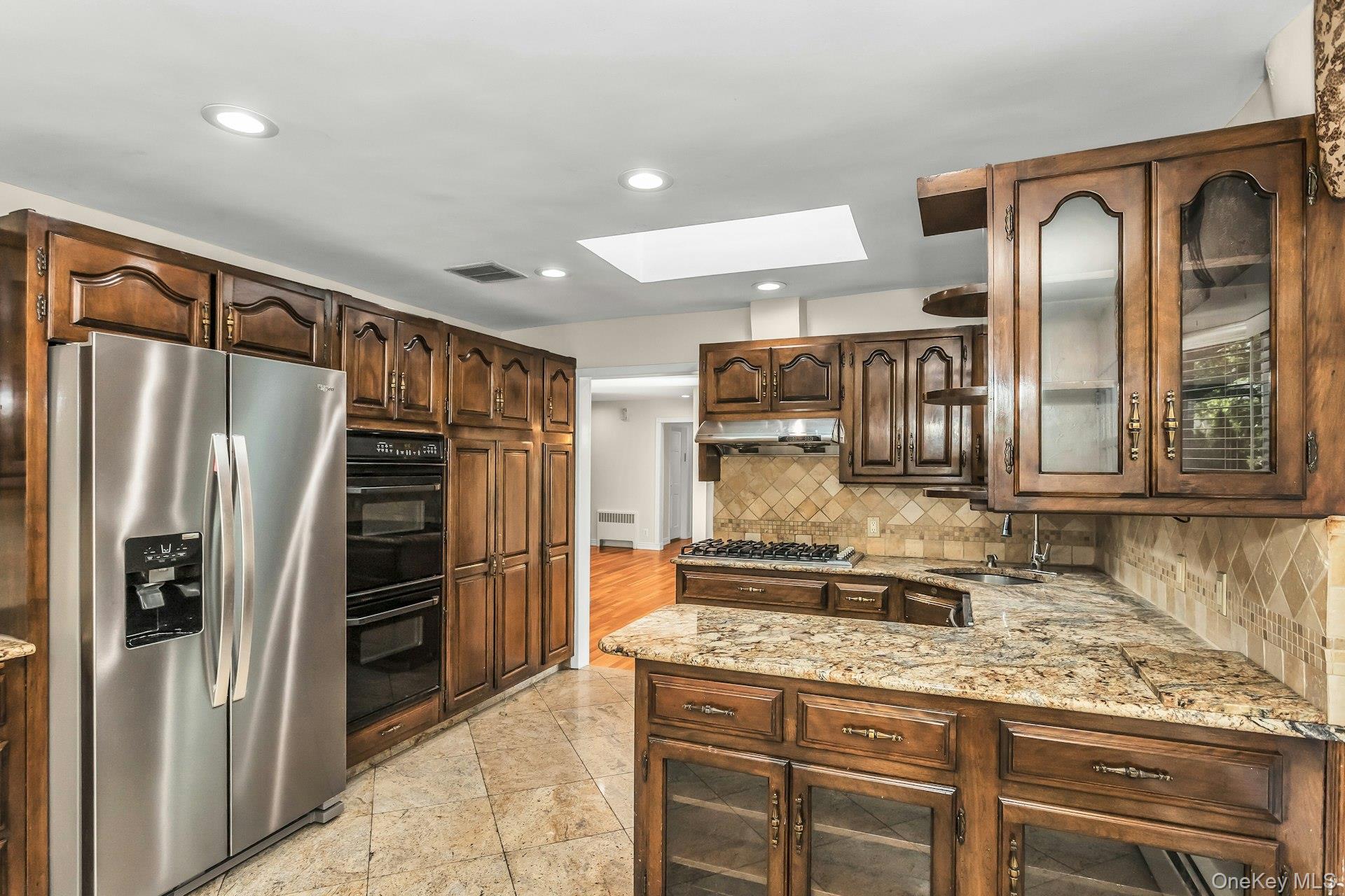 260 Oakridge Lane – For Rent photo 17