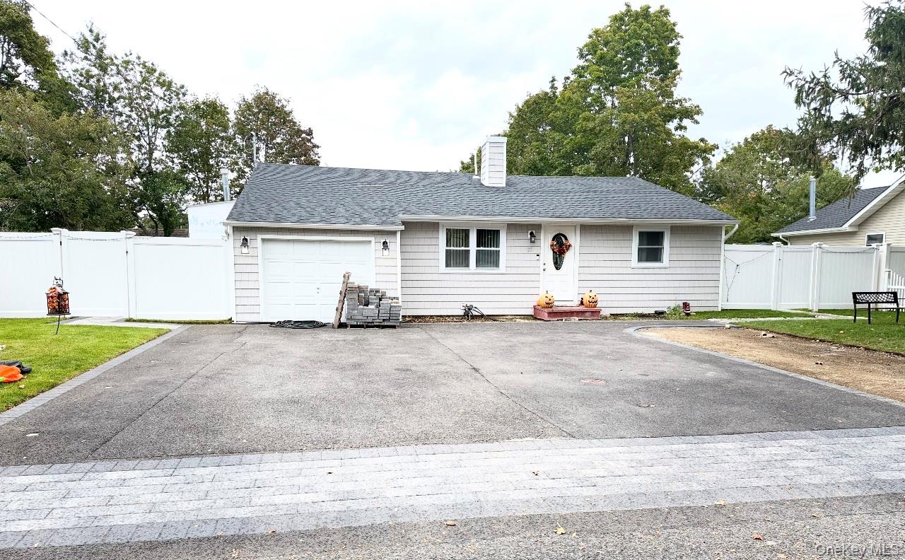 21 Marie Lane – For Sale