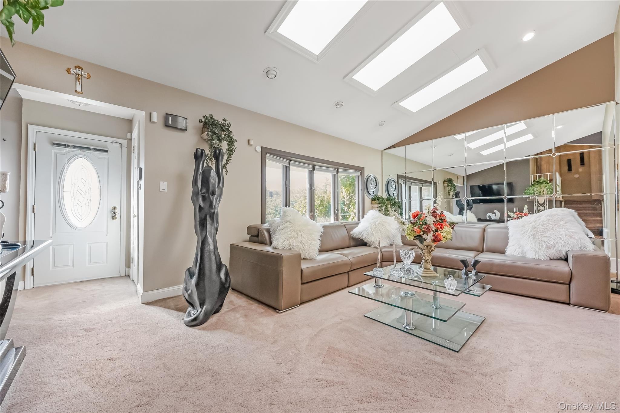 19 Grant Street – For Sale photo 4