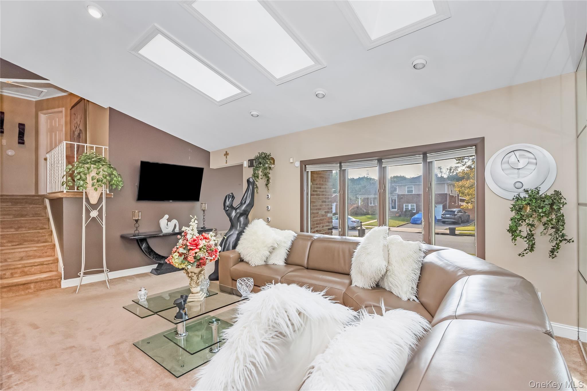 19 Grant Street – For Sale photo 5