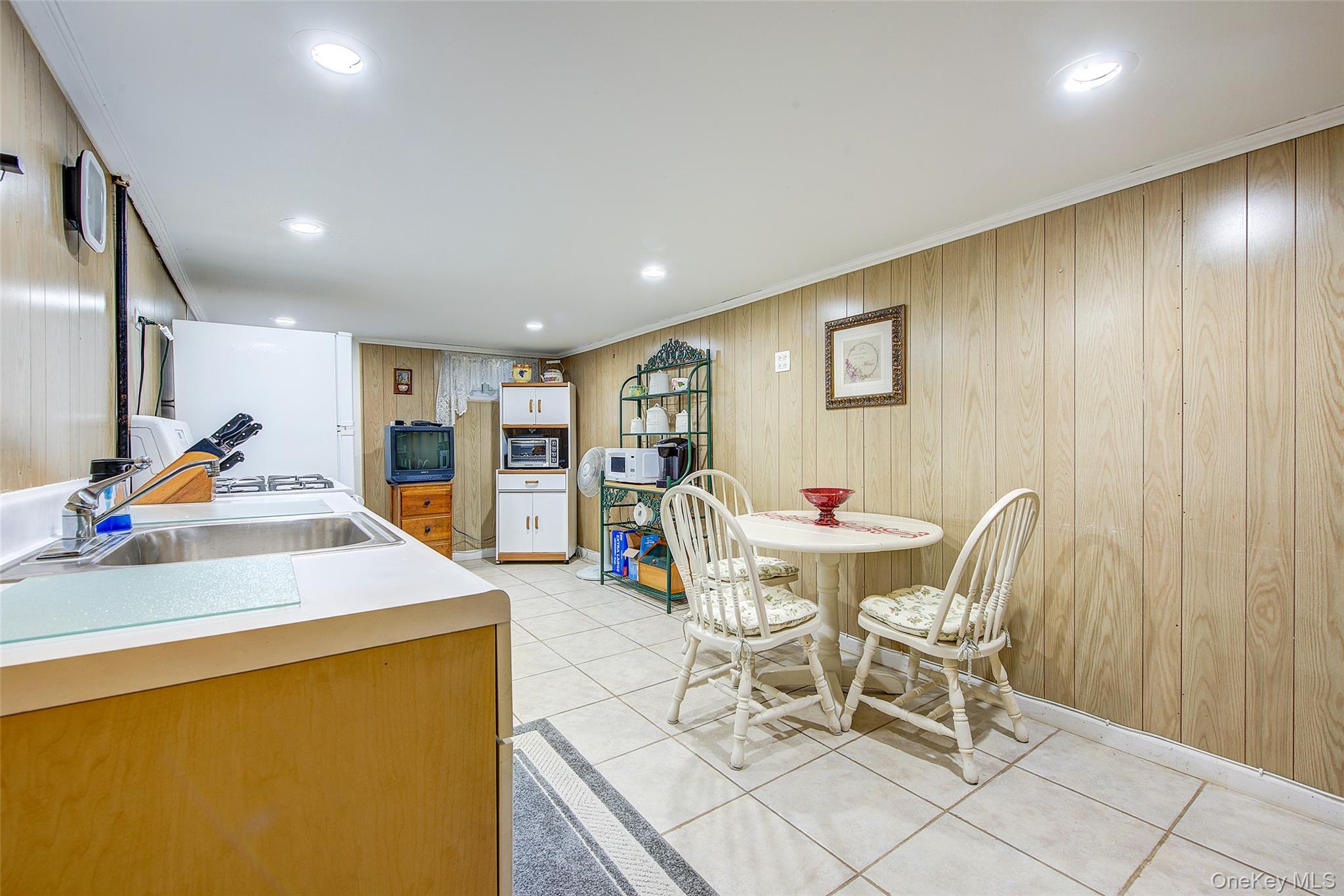 146-31 60th Avenue – For Sale photo 22