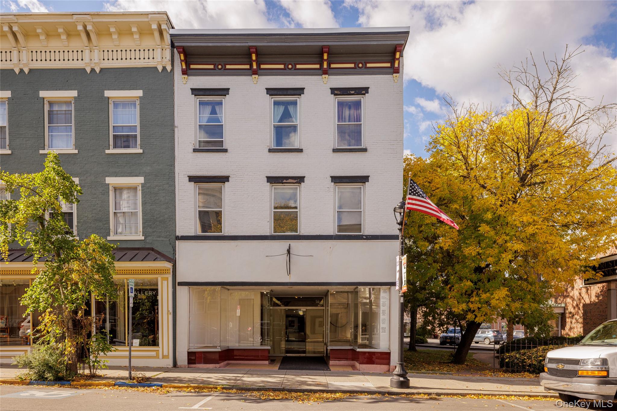 511 Warren Street – For Sale