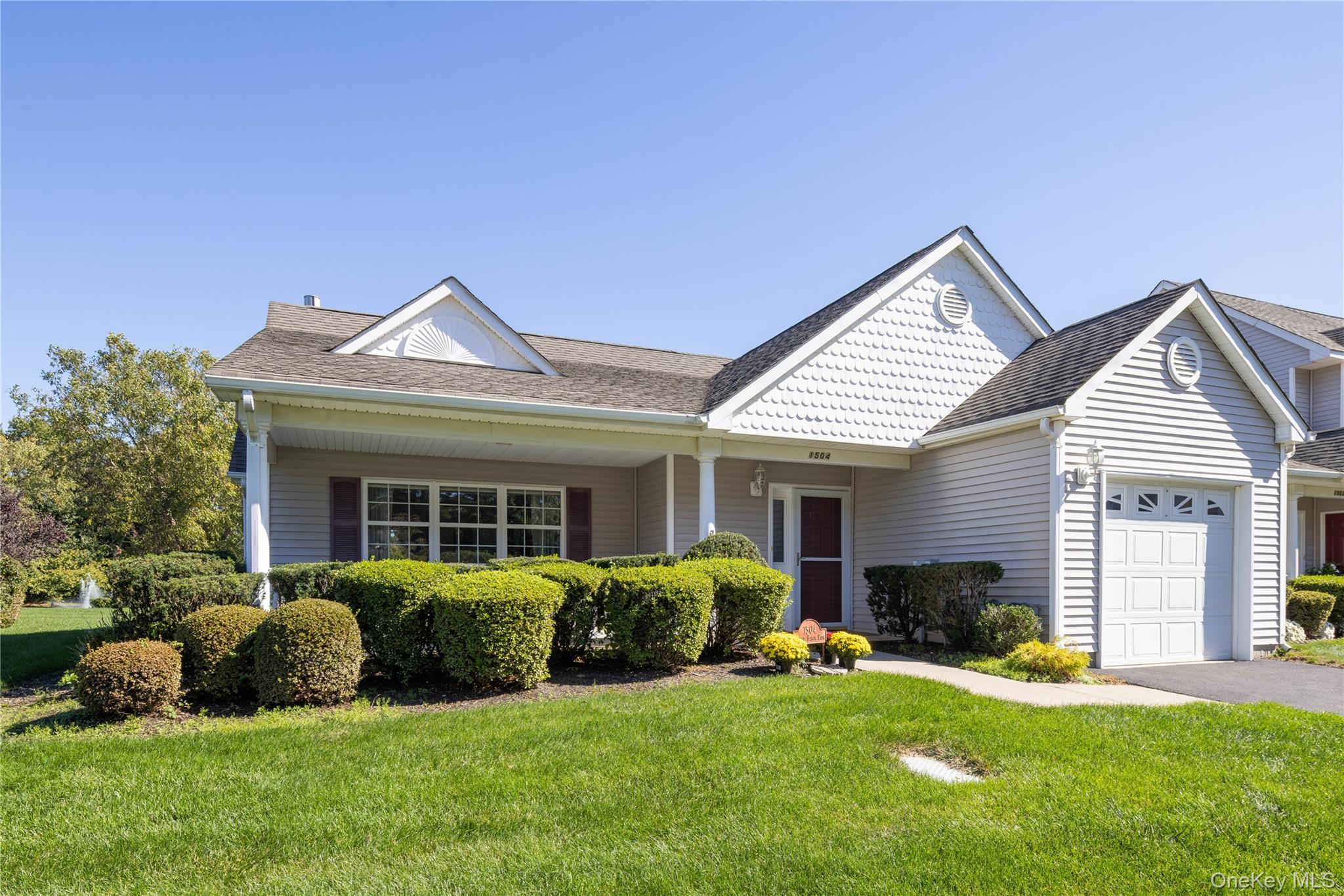 1504 Pebble Beach Path – For Sale