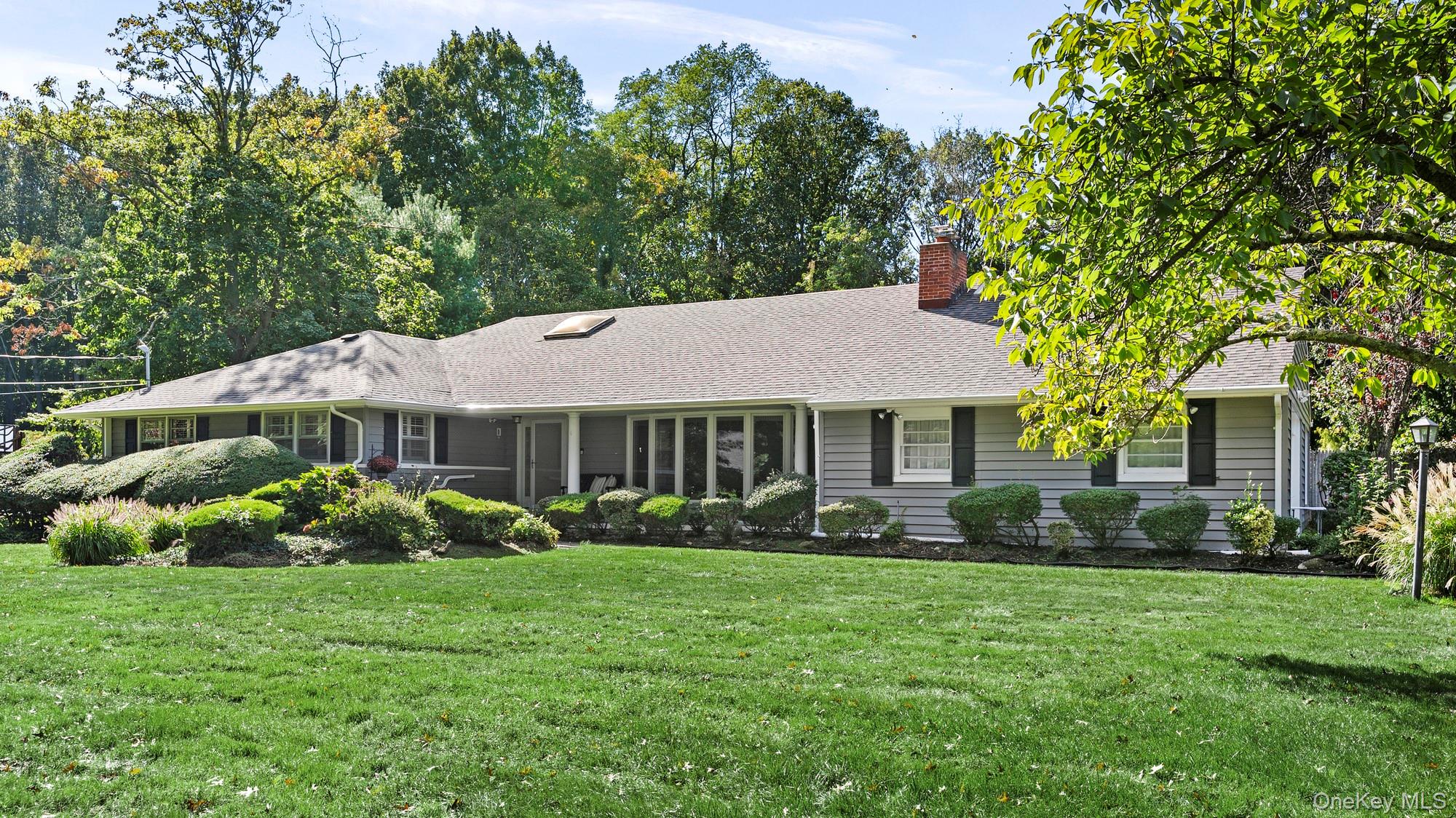 49 Salem Ridge Drive – For Sale photo 2