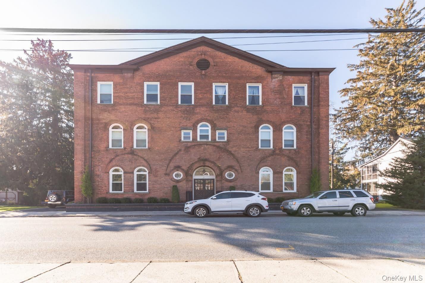21 Idlewild Avenue, Unit 8 photo 5