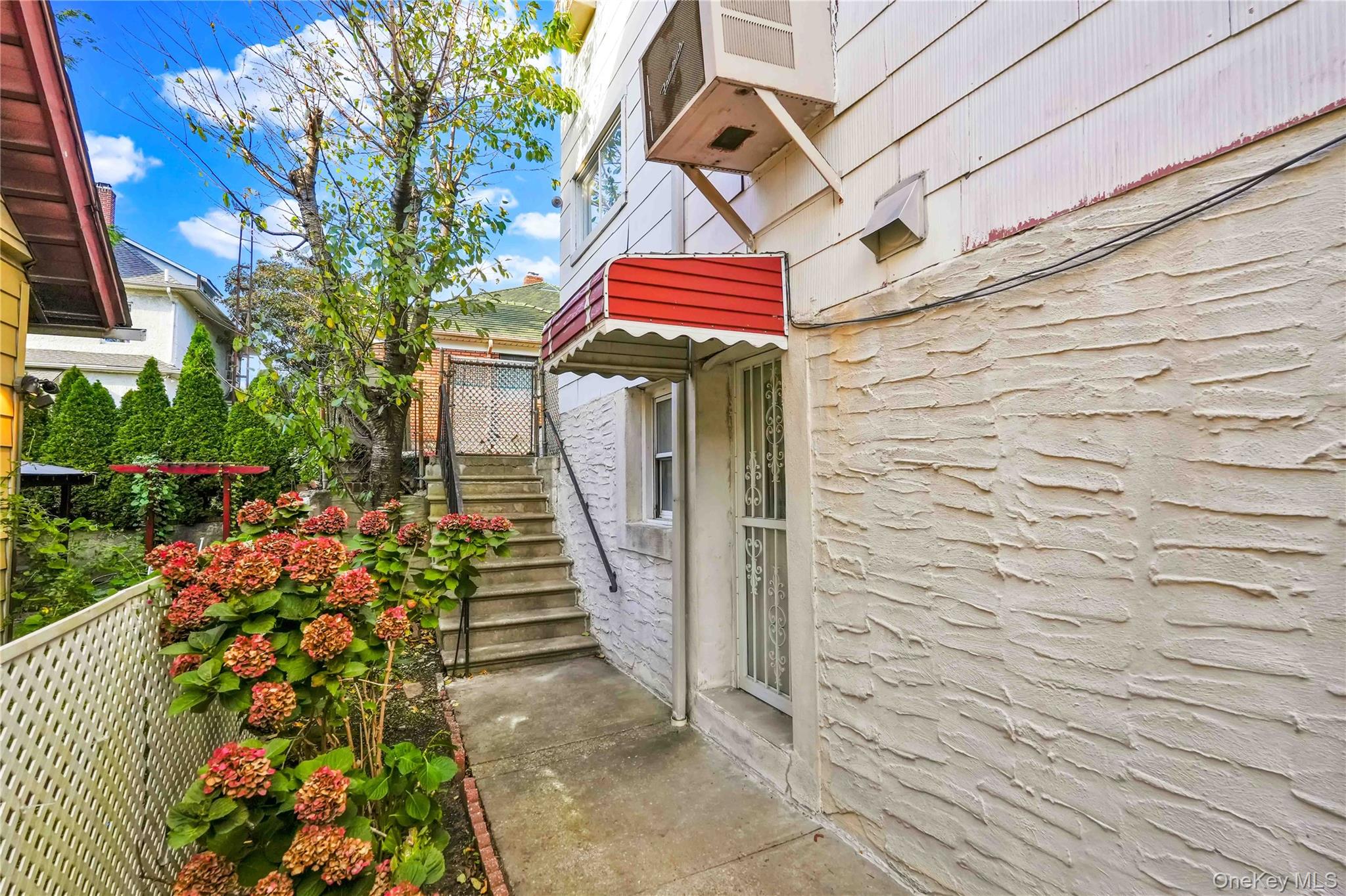 115-33 10th Avenue – For Sale photo 2
