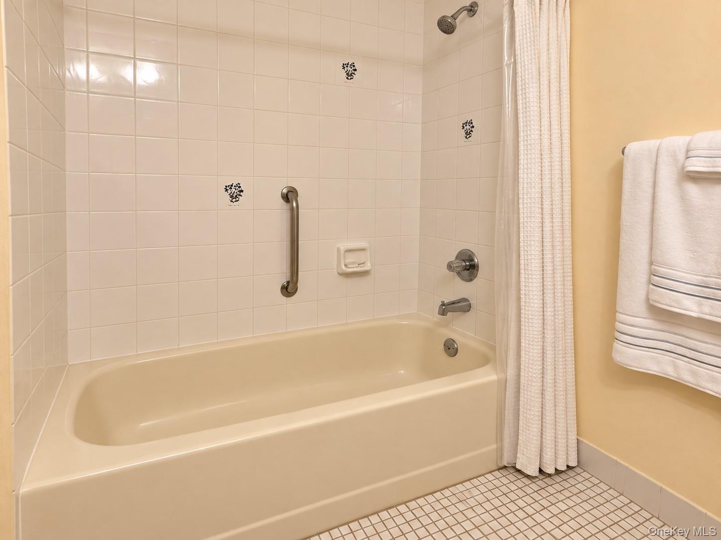 780 Hilltop Court – For Sale photo 24