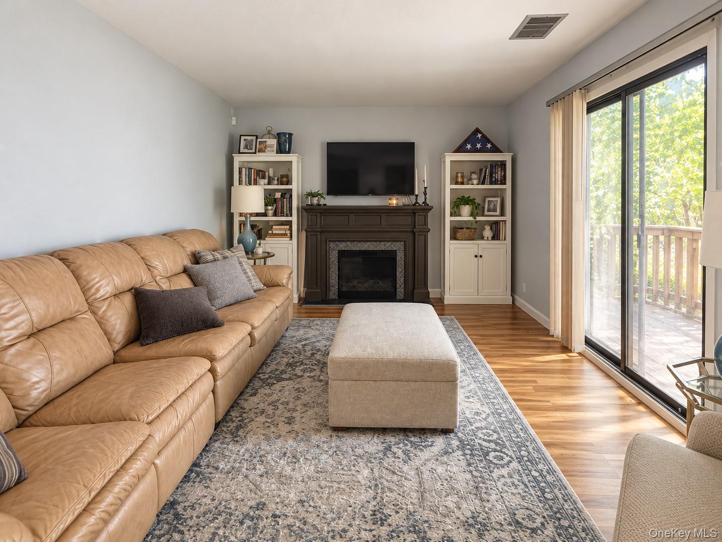 780 Hilltop Court – For Sale photo 11