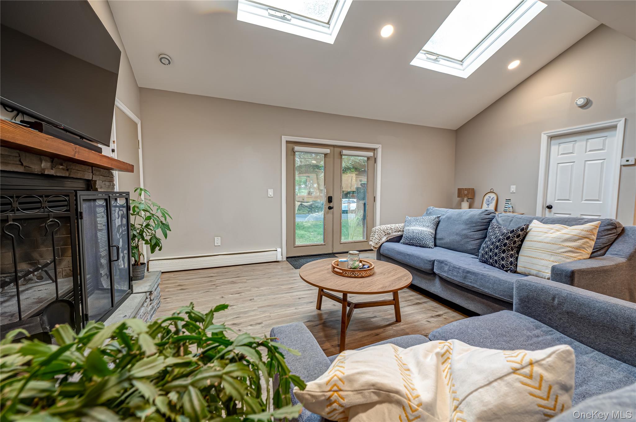 40 Lyman Road – For Sale photo 2