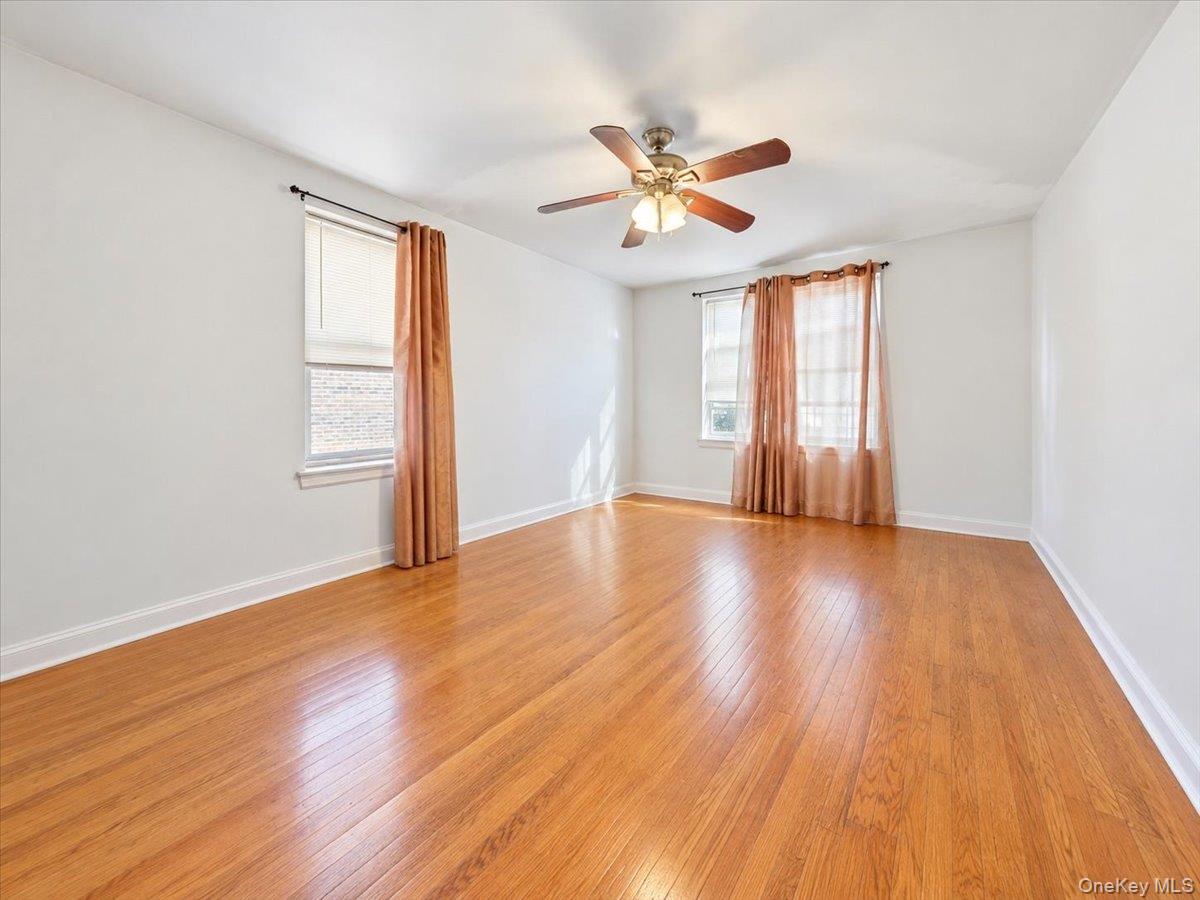 2630 Kingsbridge Terrace, Unit 5O photo 11