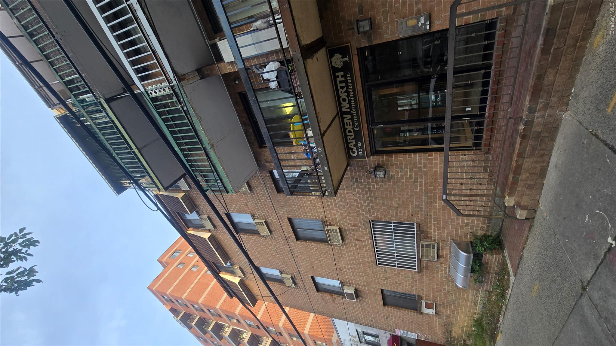 132-18 Avery Avenue, Unit 1A photo 2