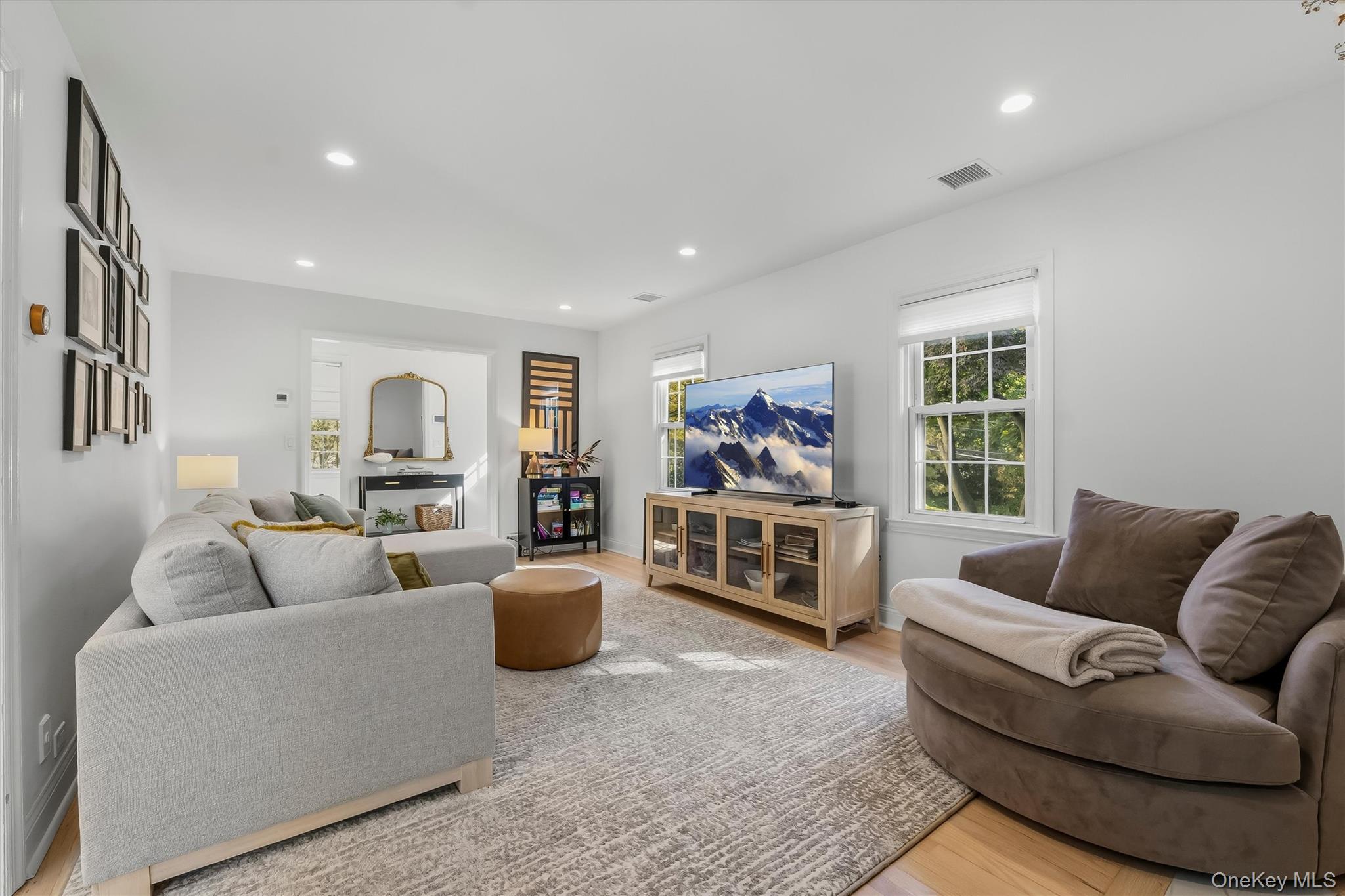 8 Dale Street – For Sale photo 9