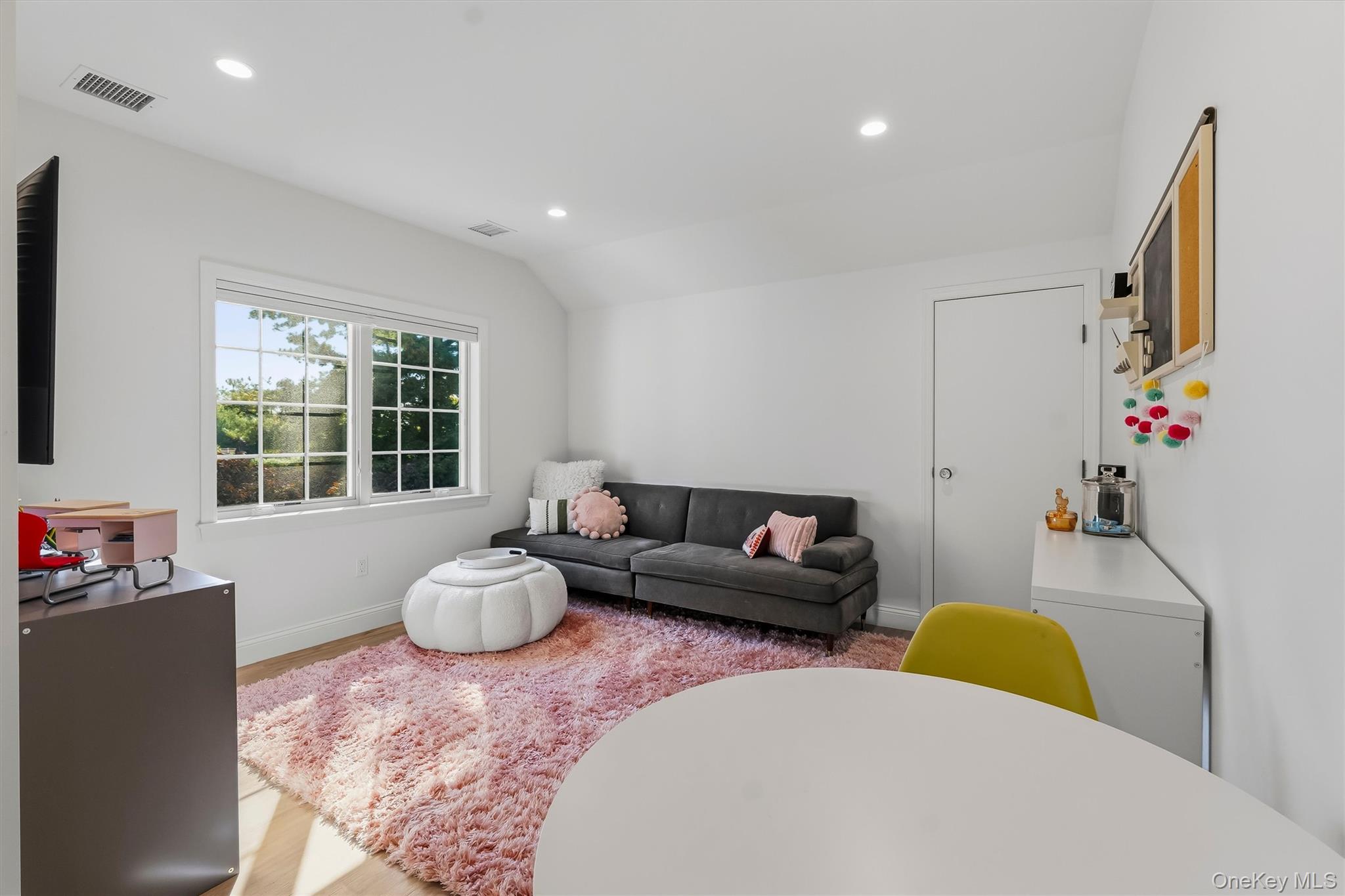 8 Dale Street – For Sale photo 27
