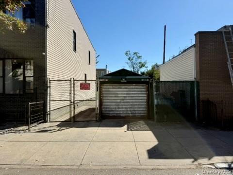 1864 Gates Avenue – For Rent