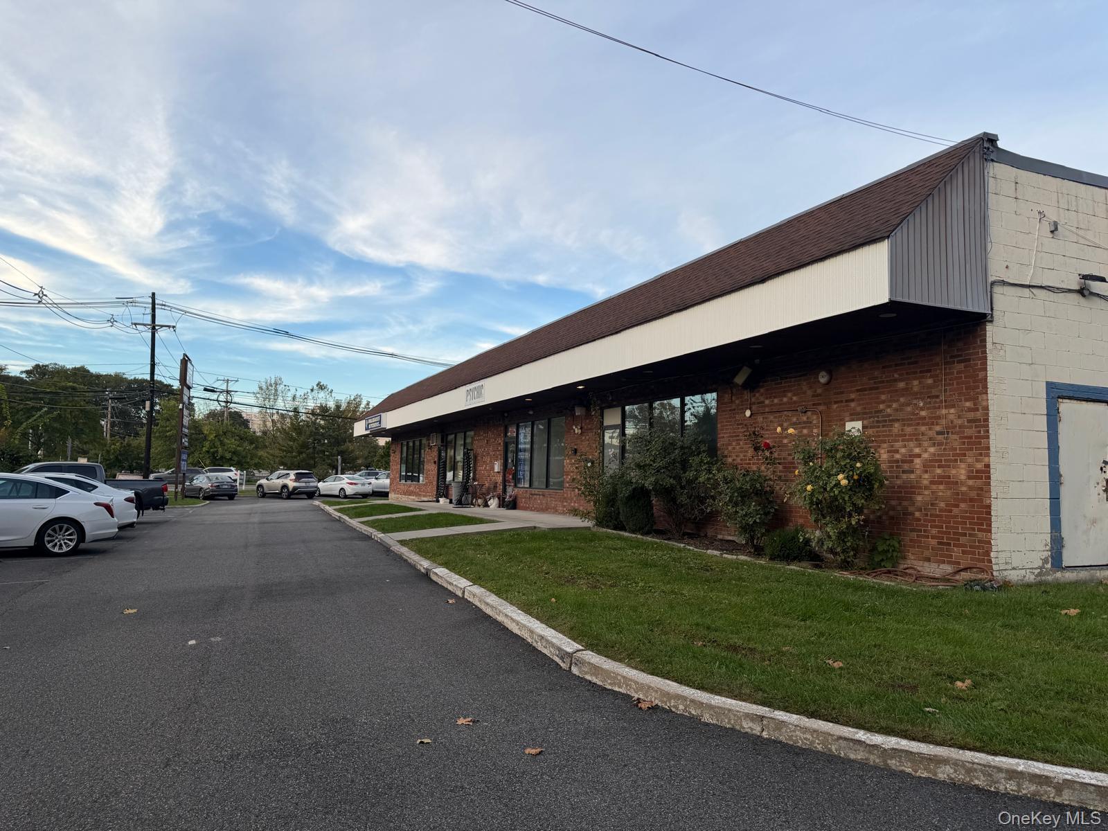 291 Route 59 – For Rent photo 2
