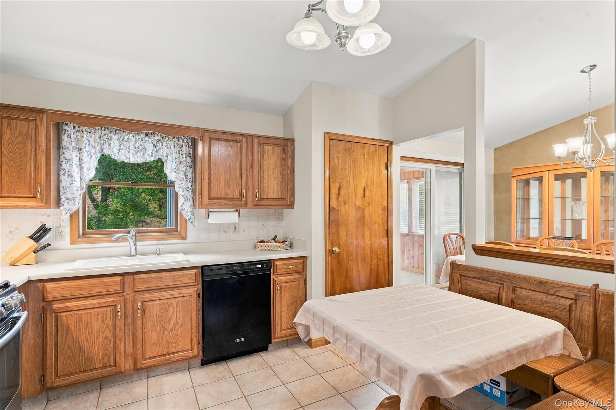 98 Browns Road – For Sale photo 16