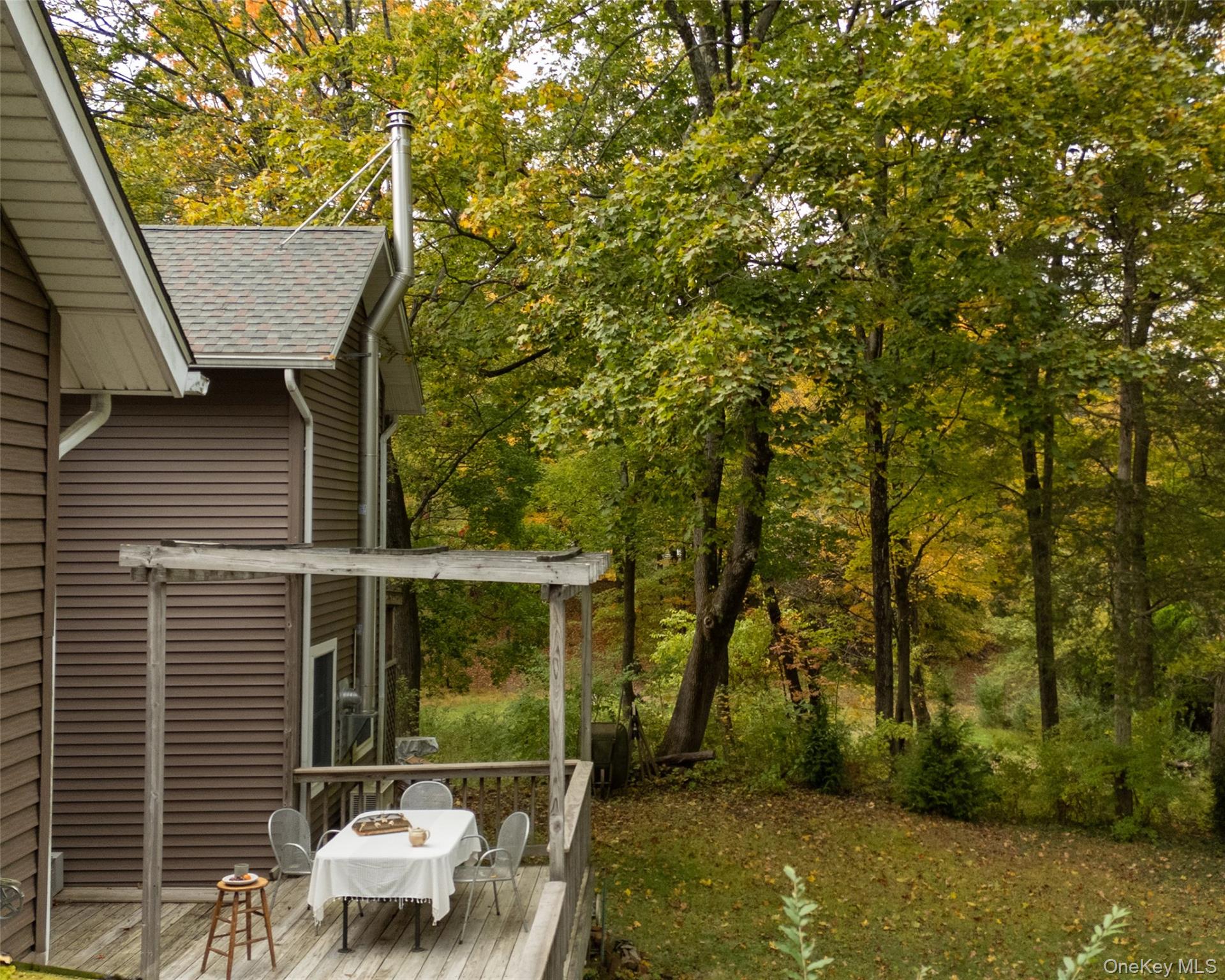 19 Russell Avenue – For Sale photo 24