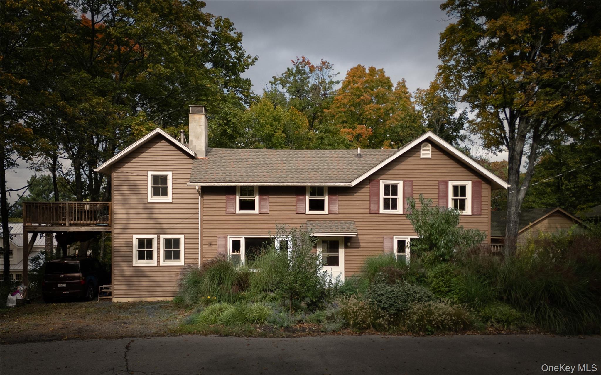 19 Russell Avenue – For Sale photo 3
