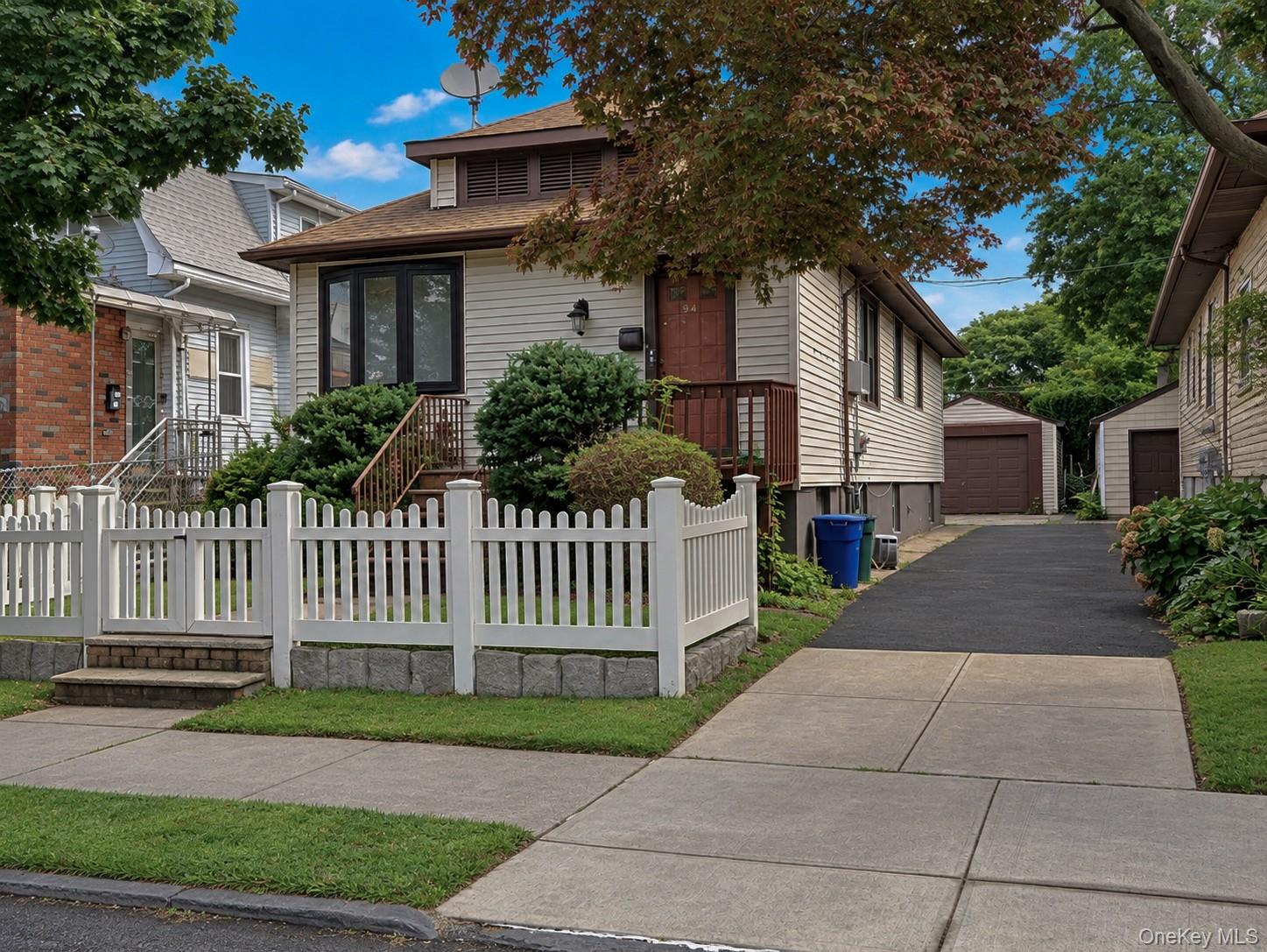 940 Edison Avenue – For Sale
