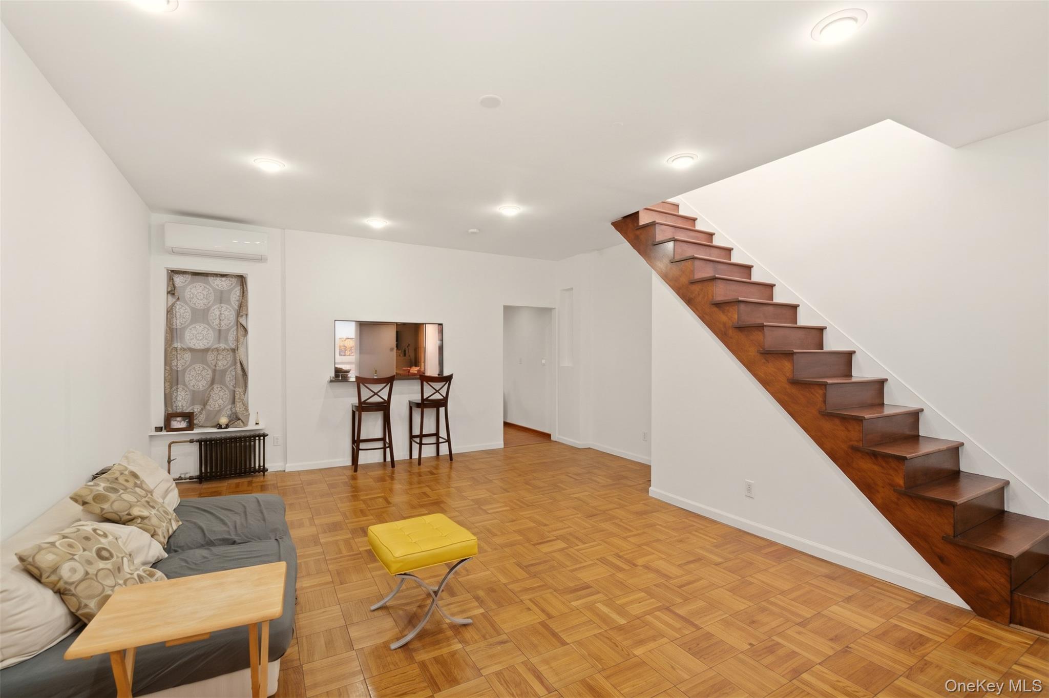 2239 Tiebout Avenue – For Sale photo 3