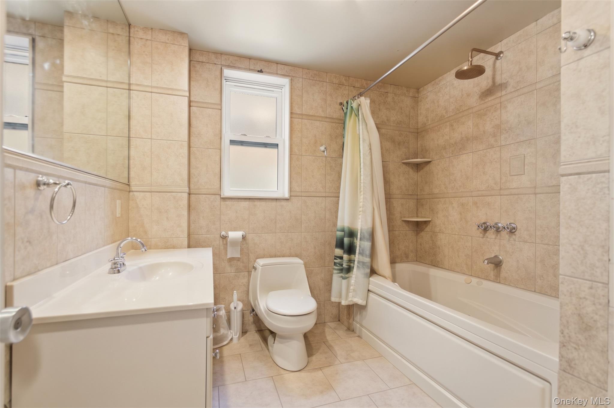 2239 Tiebout Avenue – For Sale photo 13