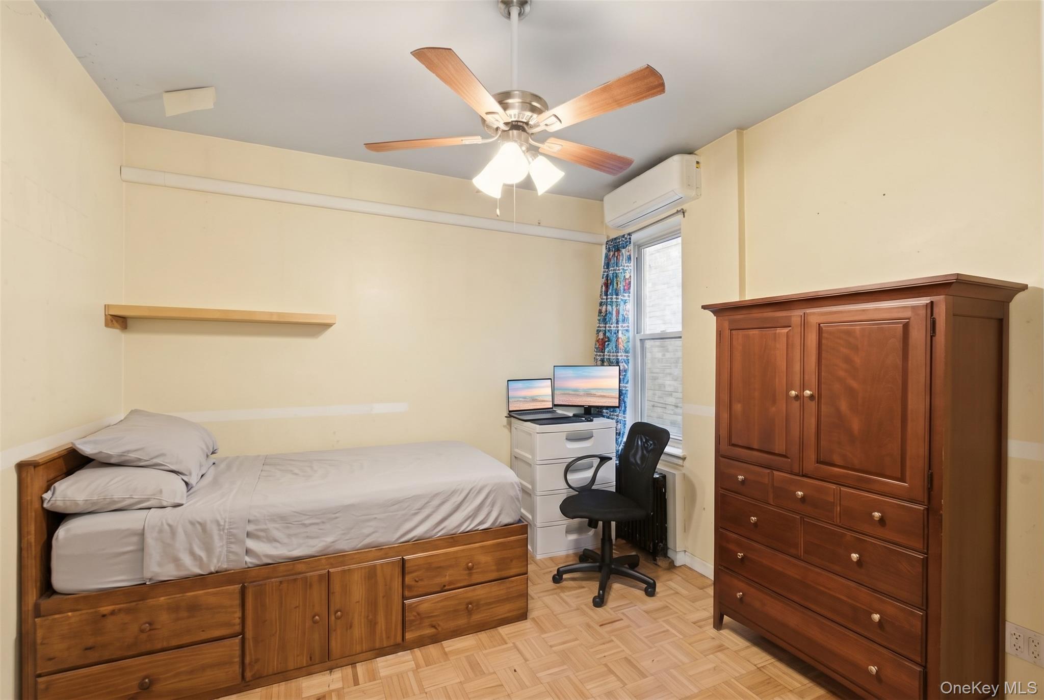 2239 Tiebout Avenue – For Sale photo 9